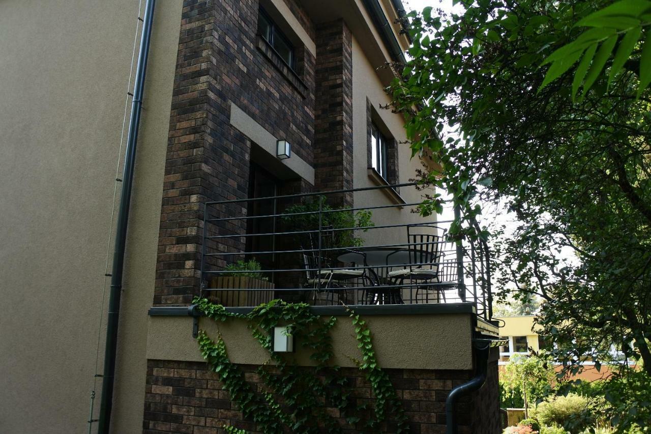 Apartman V Zahrade Praha Troja - Apartment In The Garden Prague Troja Buitenkant foto