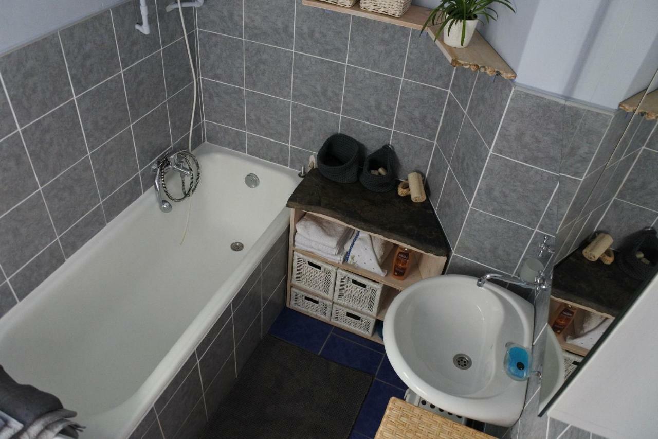 Apartman V Zahrade Praha Troja - Apartment In The Garden Prague Troja Buitenkant foto