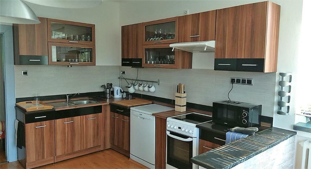 Apartman V Zahrade Praha Troja - Apartment In The Garden Prague Troja Buitenkant foto