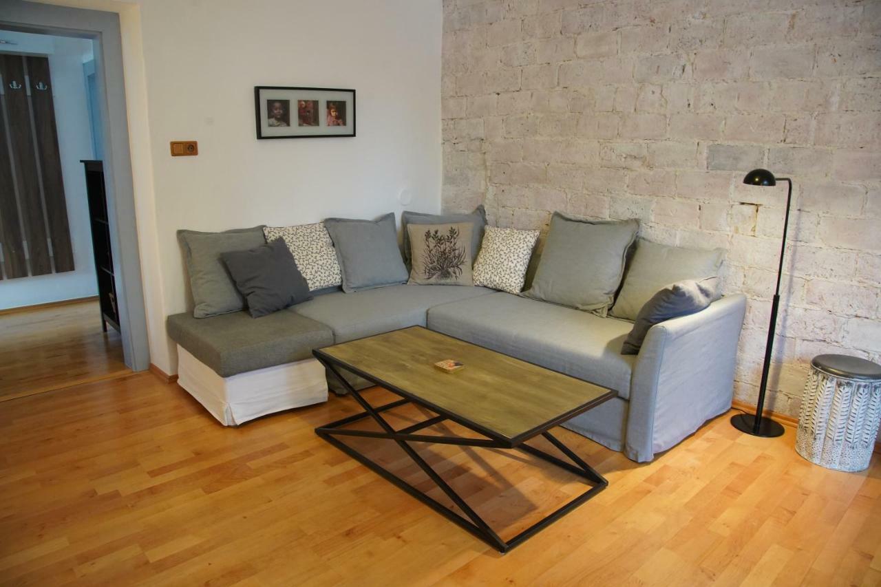 Apartman V Zahrade Praha Troja - Apartment In The Garden Prague Troja Buitenkant foto